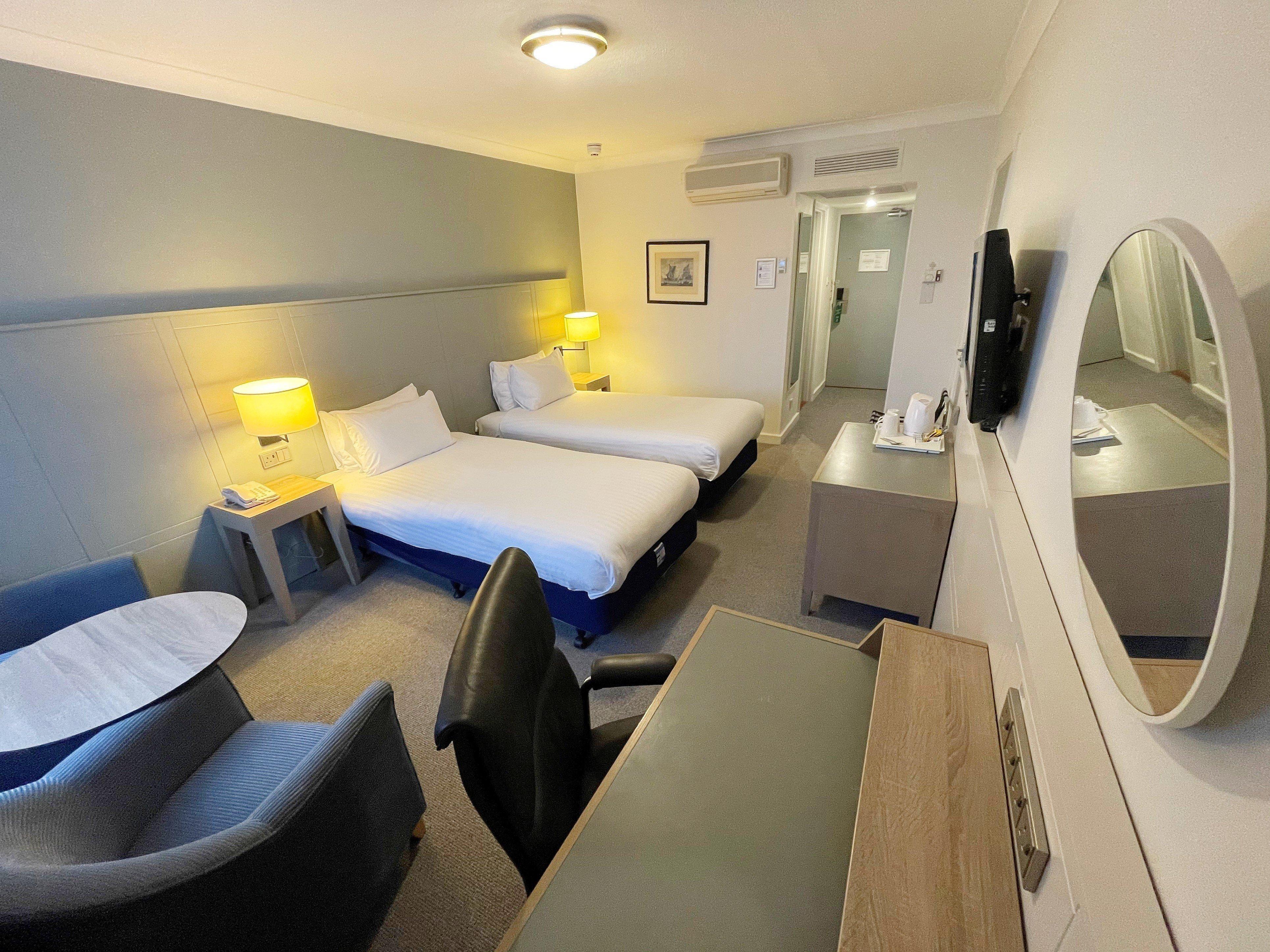 Holiday Inn Hull Marina By Ihg Kingston upon Hull Exterior photo