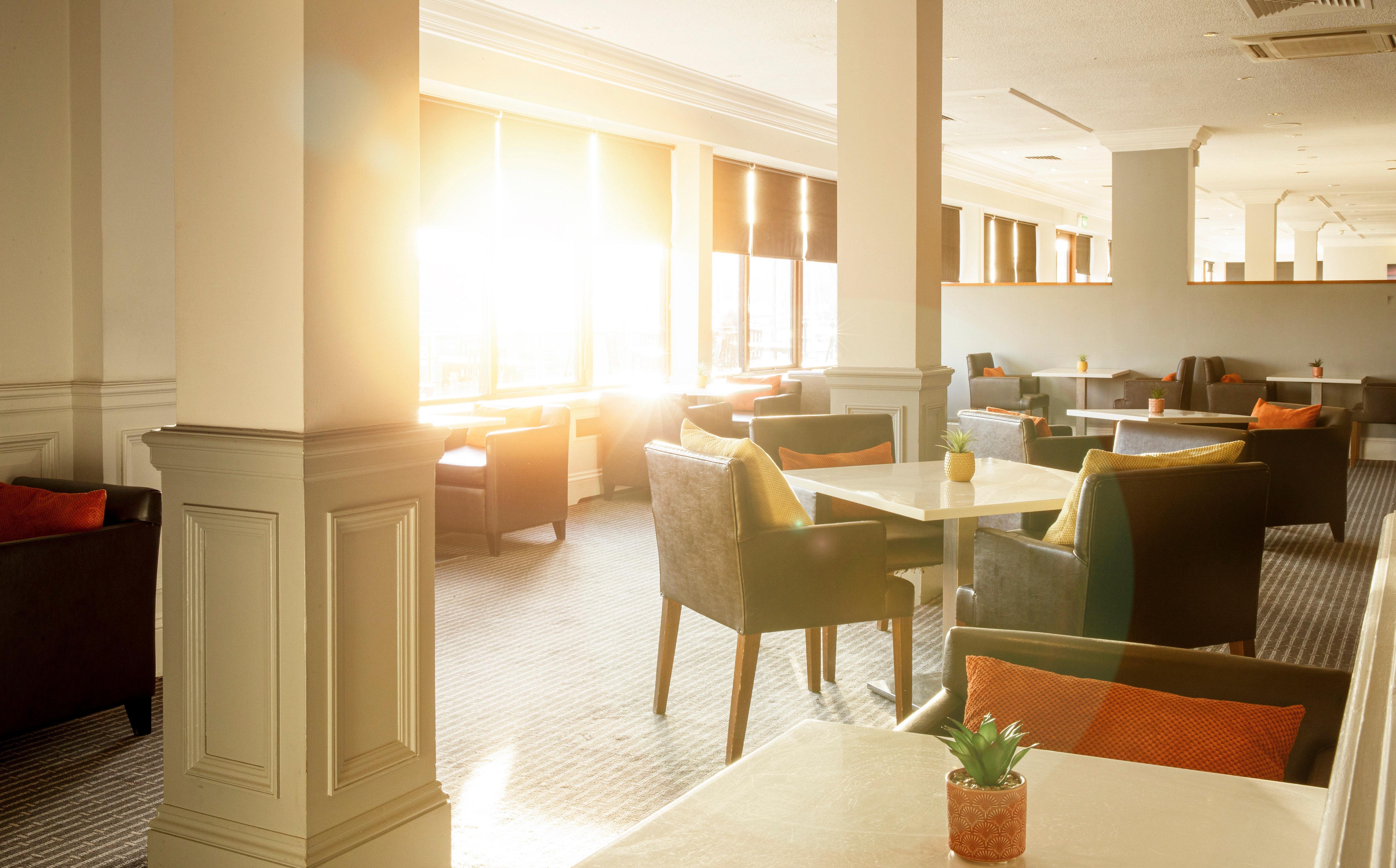 Holiday Inn Hull Marina By Ihg Kingston upon Hull Exterior photo