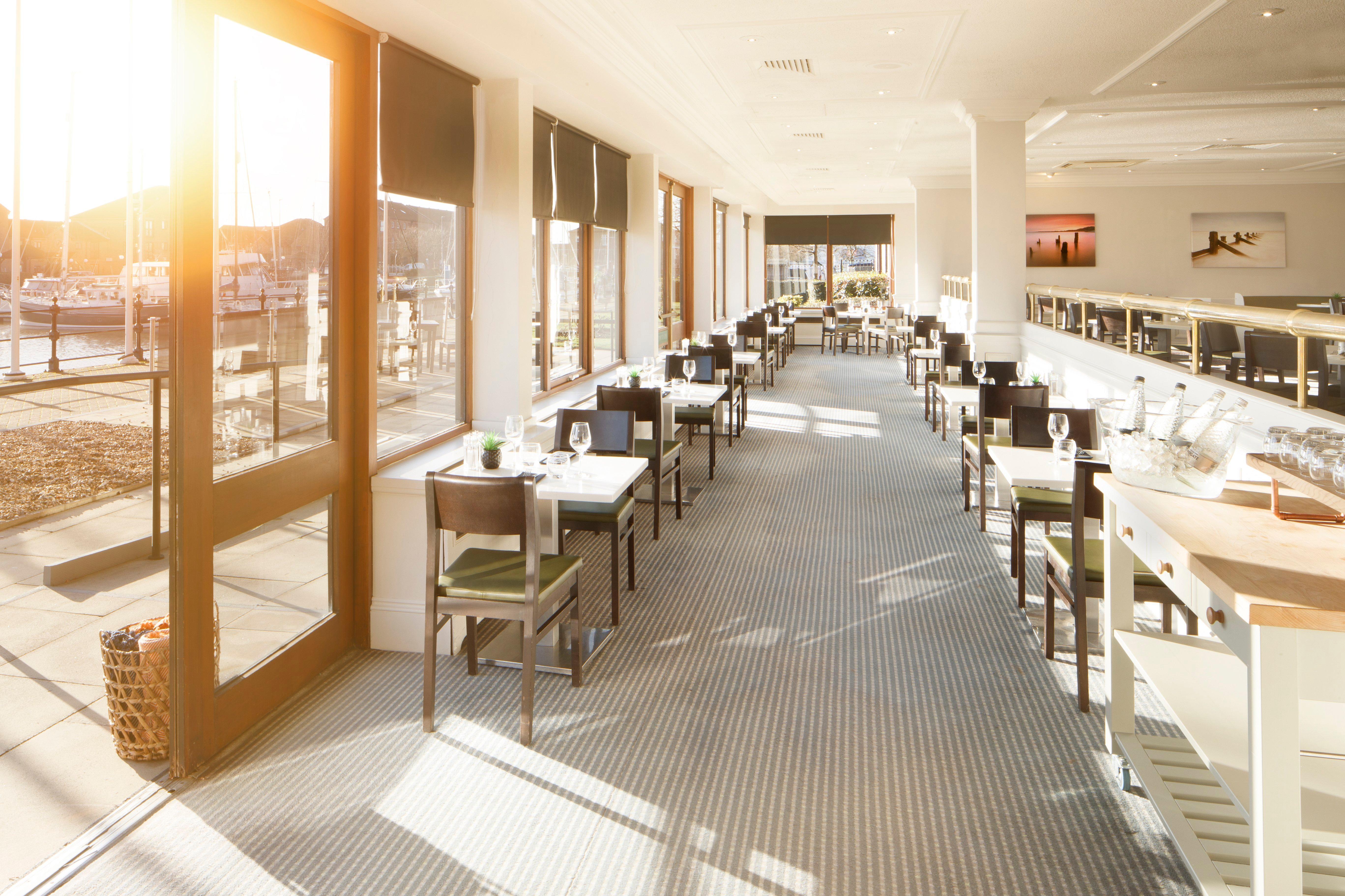 Holiday Inn Hull Marina By Ihg Kingston upon Hull Exterior photo