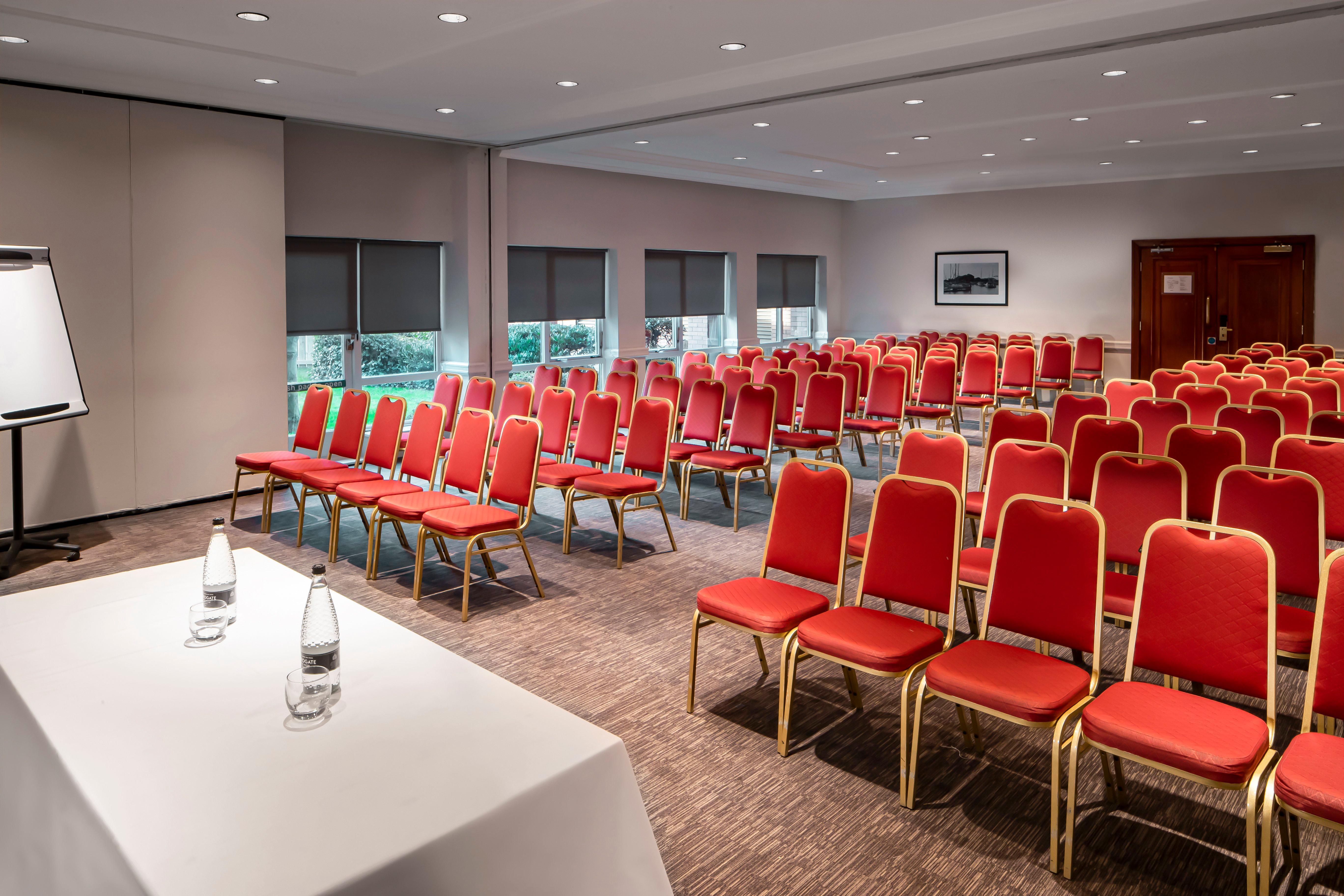 Holiday Inn Hull Marina By Ihg Kingston upon Hull Exterior photo
