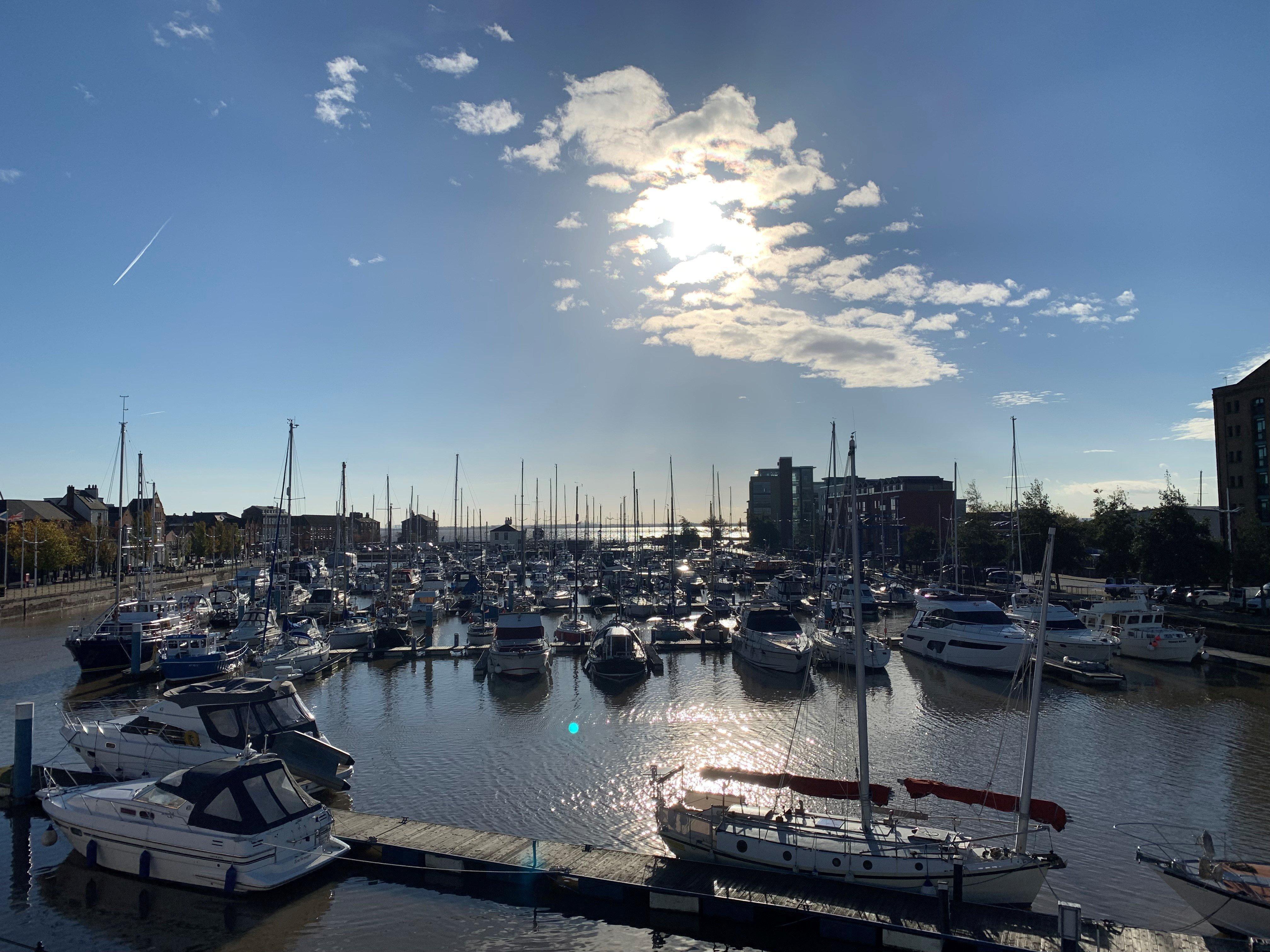 Holiday Inn Hull Marina, An Ihg Hotel Kingston upon Hull Exterior photo